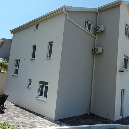Apartmani Tolj Makarska Luaran gambar