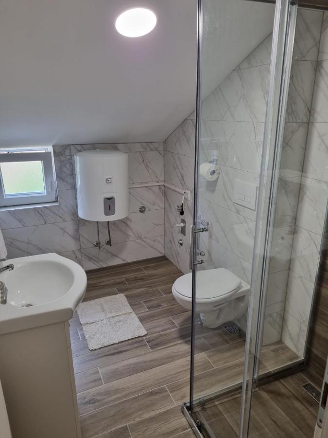 Apartmani Tolj Makarska Luaran gambar