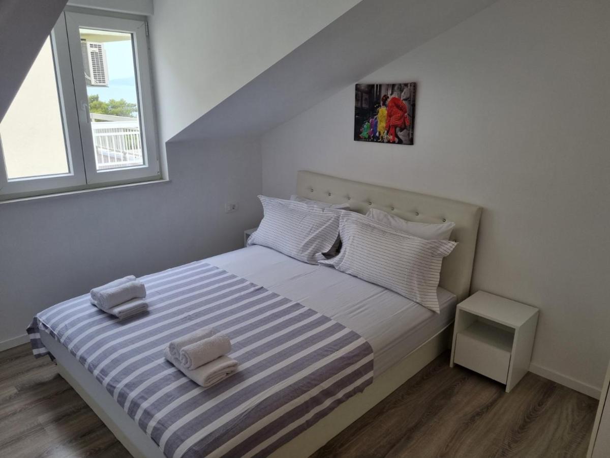 Apartmani Tolj Makarska Luaran gambar