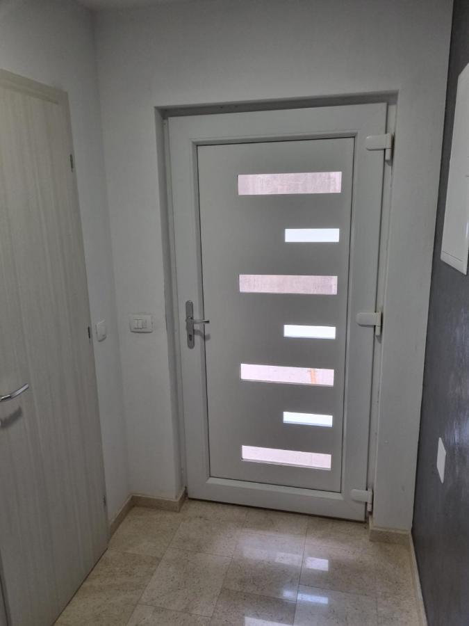 Apartmani Tolj Makarska Luaran gambar