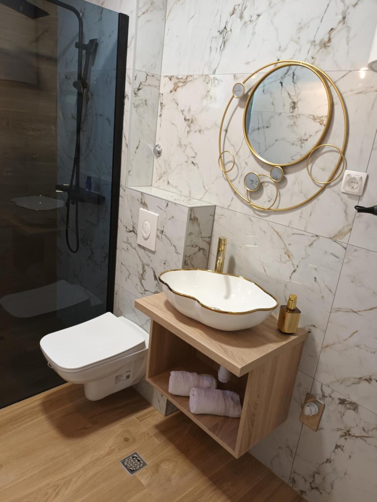 Apartmani Tolj Makarska Luaran gambar
