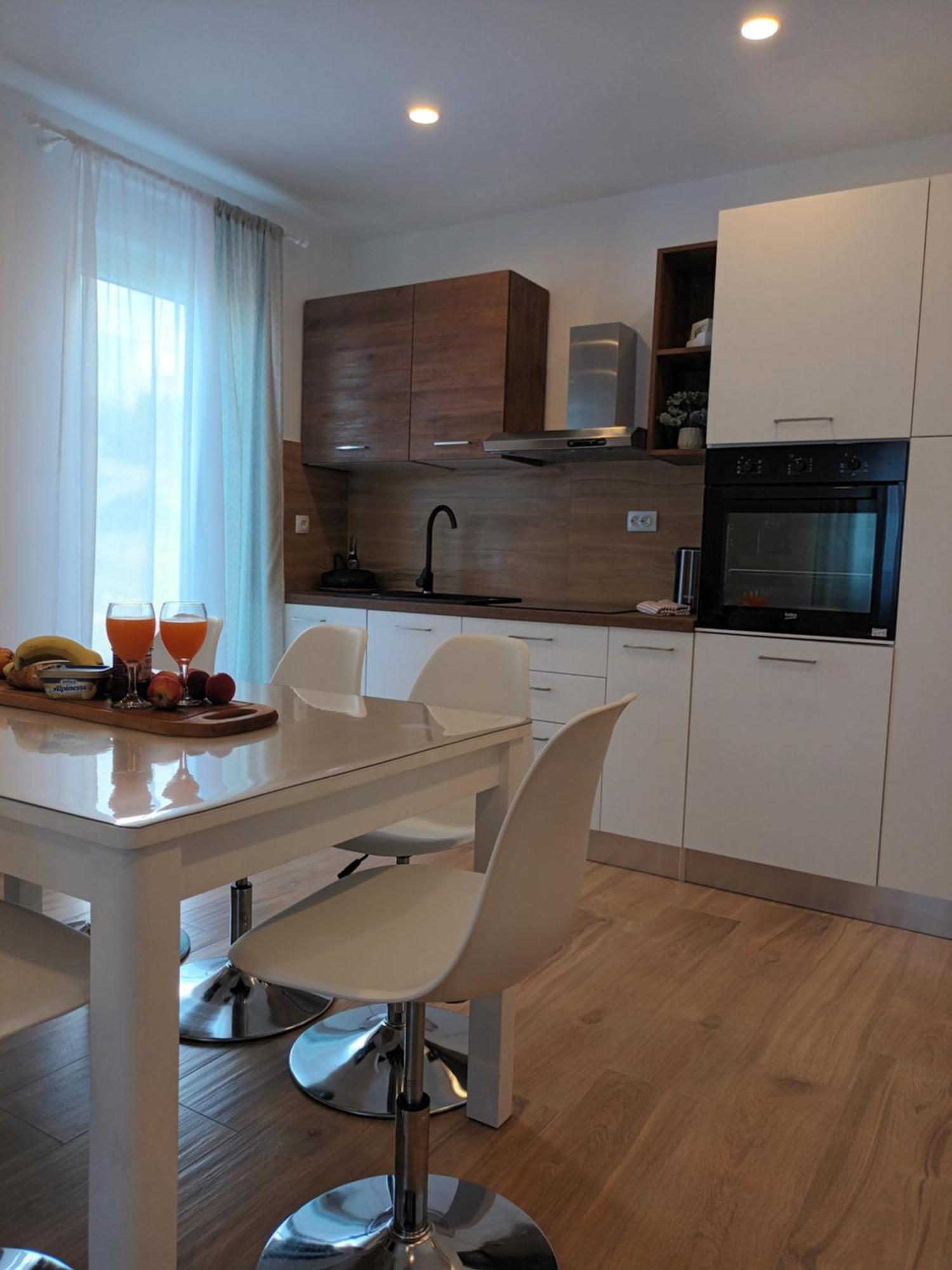 Apartmani Tolj Makarska Luaran gambar