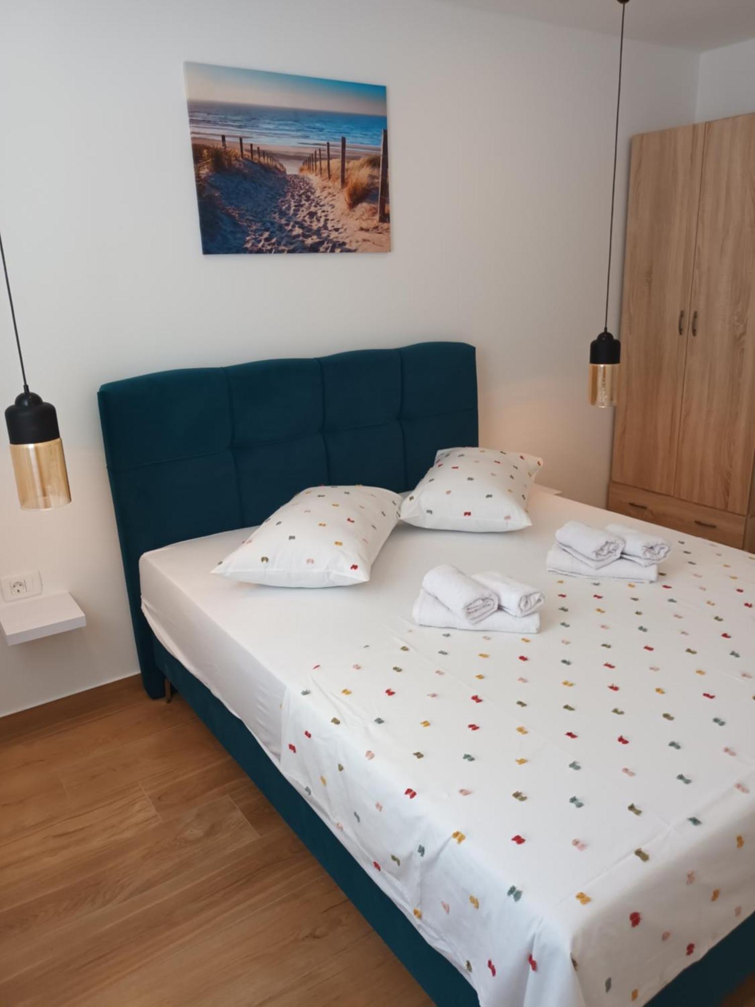 Apartmani Tolj Makarska Luaran gambar