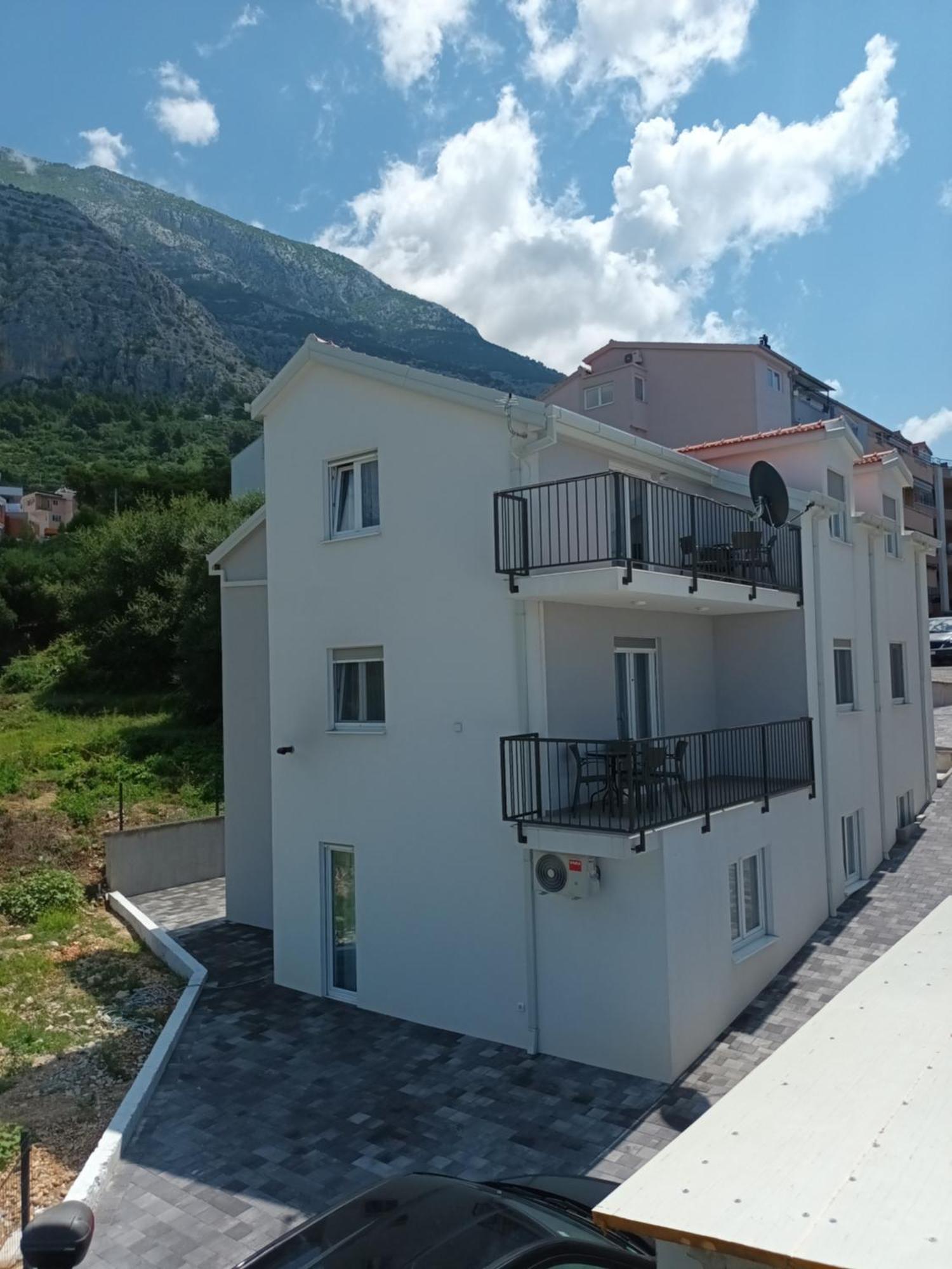 Apartmani Tolj Makarska Luaran gambar