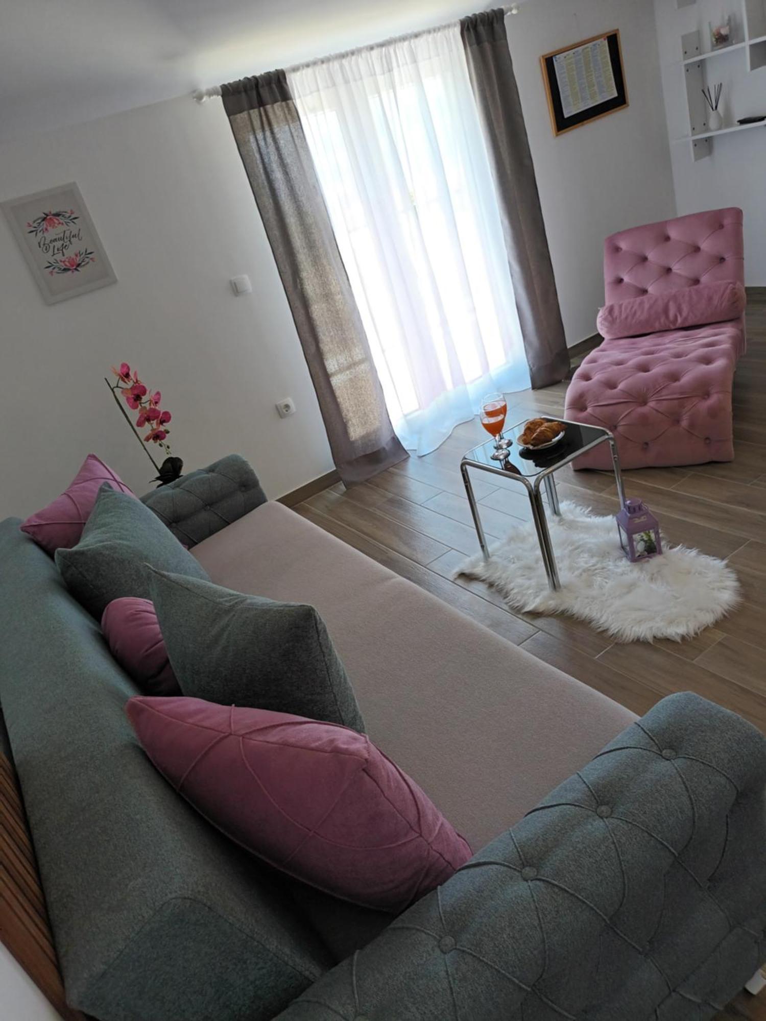 Apartmani Tolj Makarska Luaran gambar